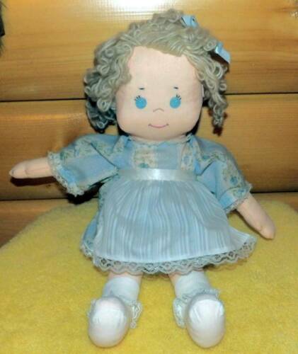 Wishes & Dreams Doll Shoppe Artisan Original Cloth Light Yarn Loose Curl Girl